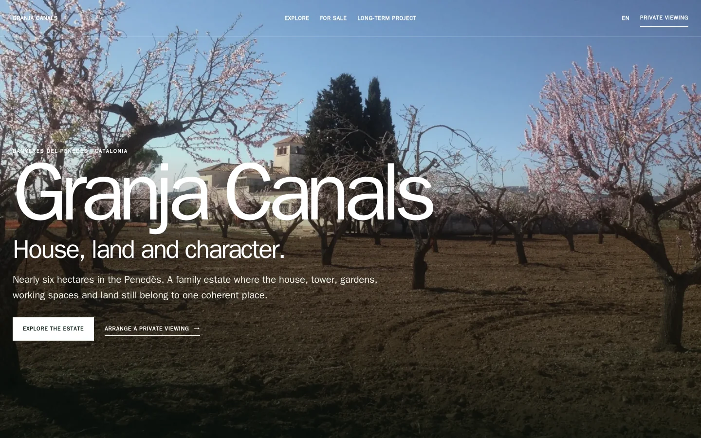 Captura pública de la página principal de Granja Canals, con el estate y su paisaje